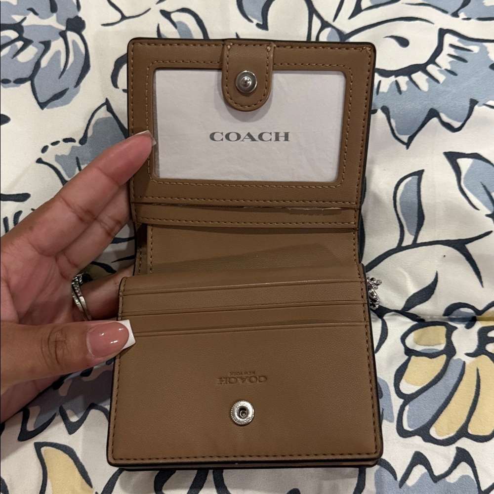Snap Wallet In Rainbow Signature Canvas - Picture 6 of 7